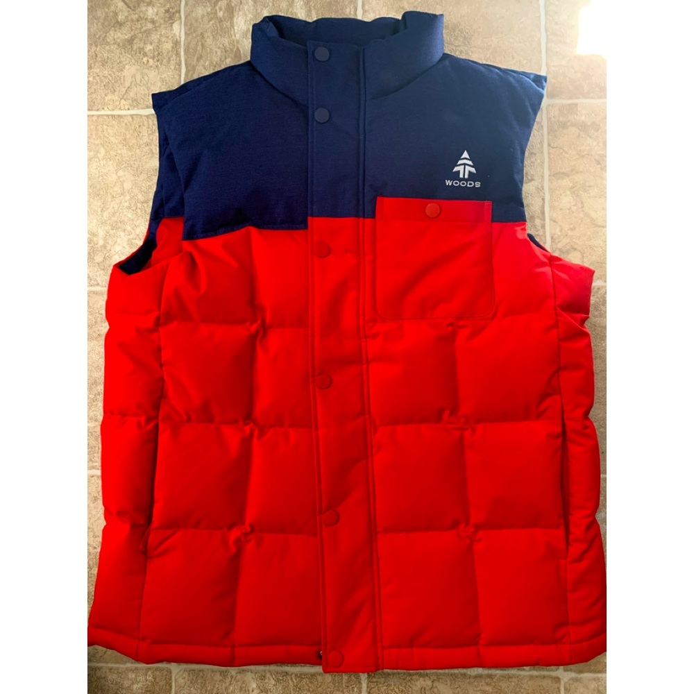 Woods down filled vest . Unisex Size large .. NWOT!